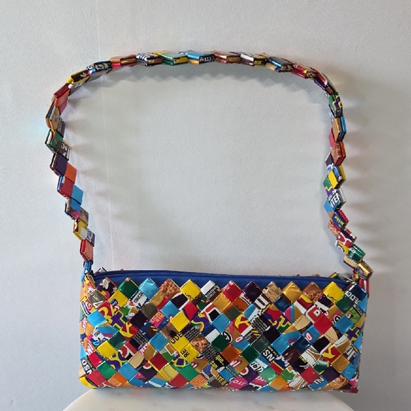 None Handbags - Colorful Woven Candy Wrapper Shoulder Bag